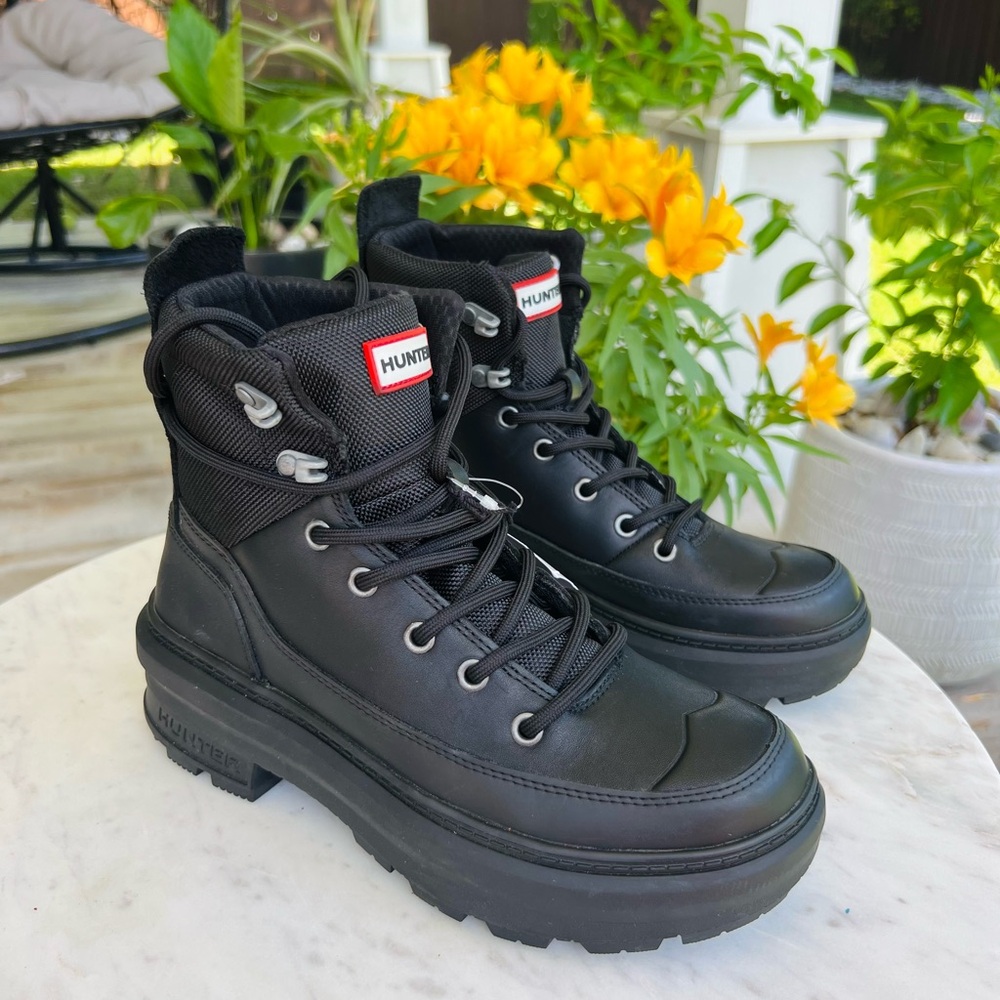 🔴⚫️Hunter⚫️🔴Boots - Brand New - Rebel Explorer -Outdoor Lace-Up